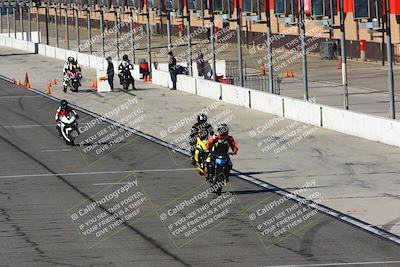 media/Jan-21-2023-Fastrack Riders (Sat) [[fcf3f88a30]]/Level 1-RDS/Session 1 Nascar 1/